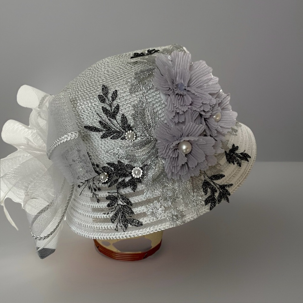 August Hat Company Silver Metallic Women's Bucket Hat w/ Appliqué Detailing - Picture 2 of 16